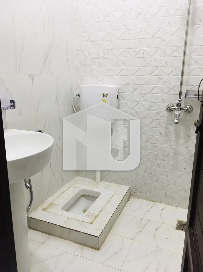 Brand new house 8 bedrooms with attached baths drawing dining 2 kitchens available for rent, photo 8
