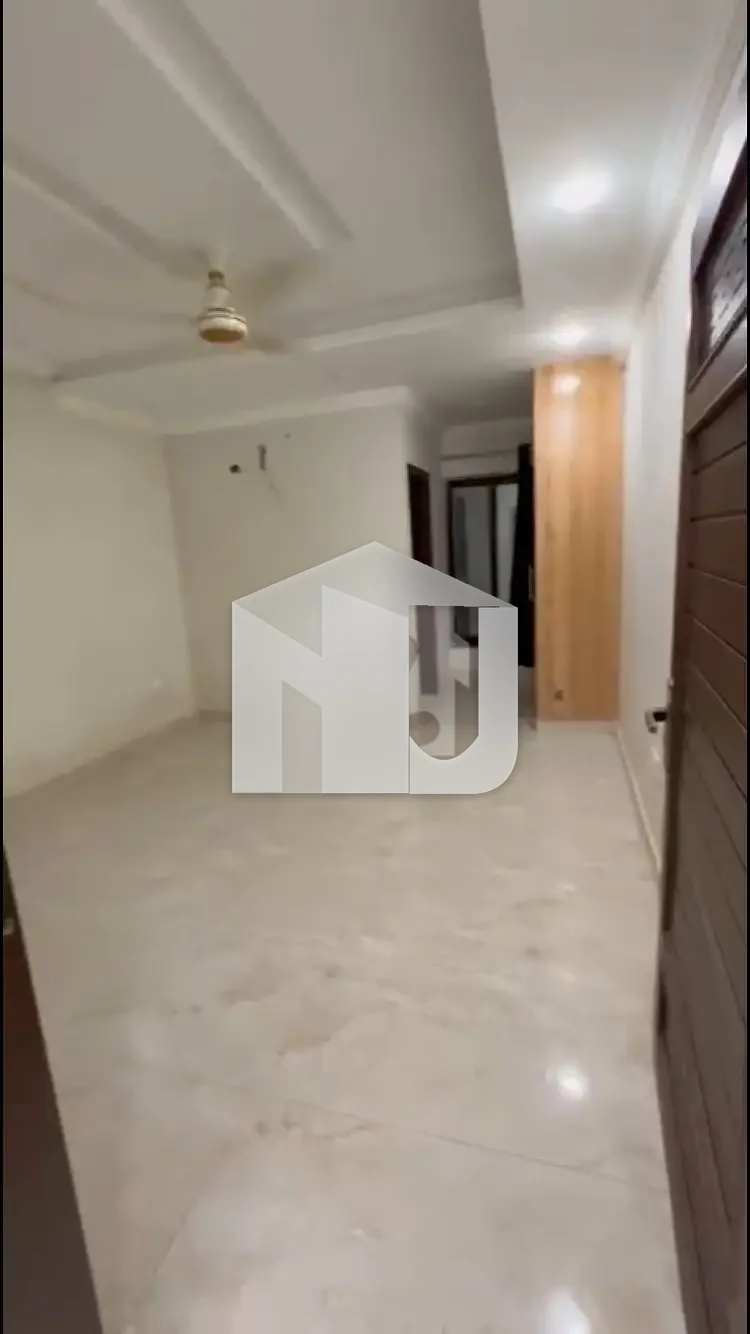 Brand new house 8 bedrooms with attached baths drawing dining 2 kitchens available for rent, photo 18