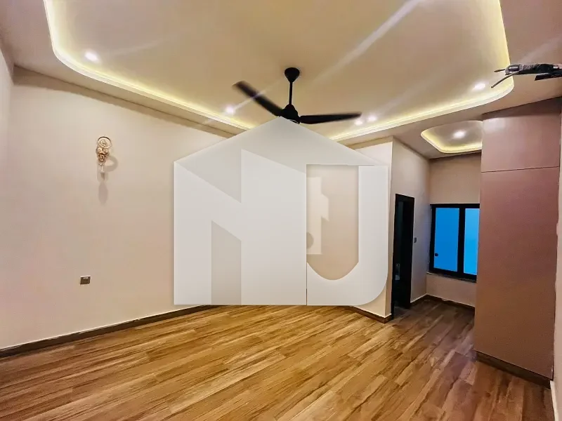 I-8 Islamabad - 14 Marla Brand New House For Rent - 9 Bed - First Entry - 4 Car Parking - 6 Lac Rent, photo 11