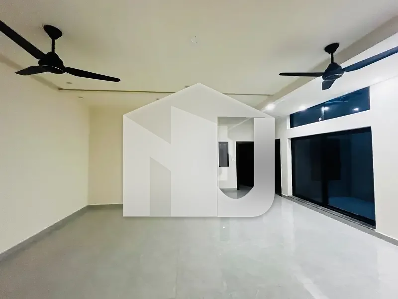 I-8 Islamabad - 14 Marla Brand New House For Rent - 9 Bed - First Entry - 4 Car Parking - 6 Lac Rent, photo 7