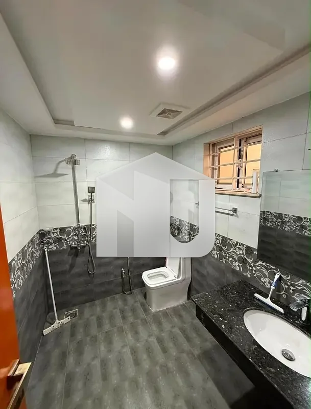 14 Marla Like a Brand New Luxury Tile Flooring House Prime Location for rent in G-13, photo 17