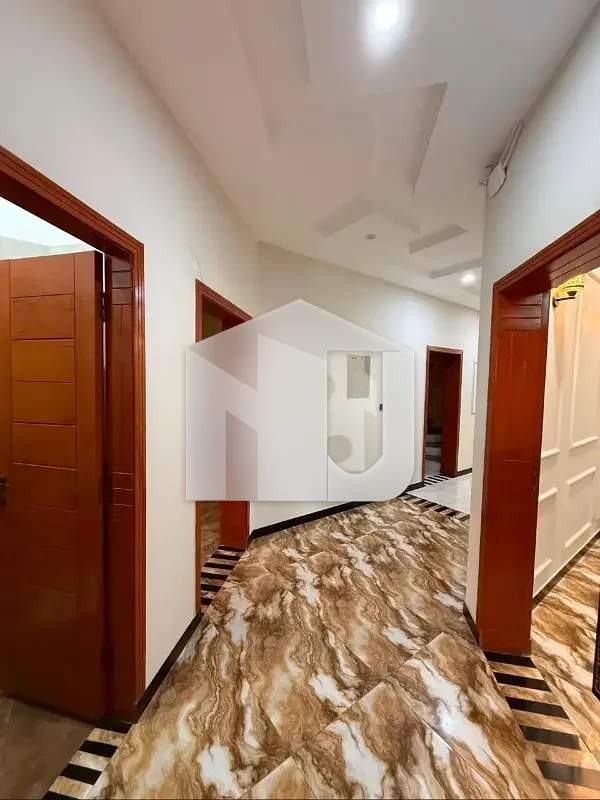 14 Marla Like a Brand New Luxury Tile Flooring House Prime Location for rent in G-13, photo 6
