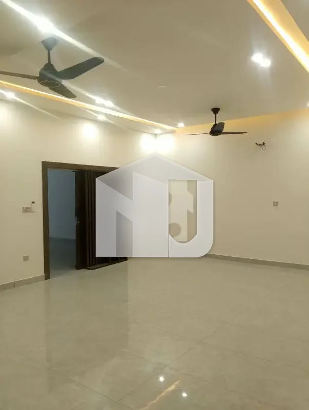 I-8/3 Luxury 11-Bedroom Full House For Rent Prime Location, photo 27