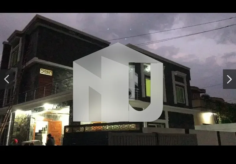10 Marla Double Storey House Available For Rent, photo 12