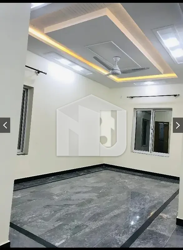 10 Marla Double Storey House Available For Rent, photo 2
