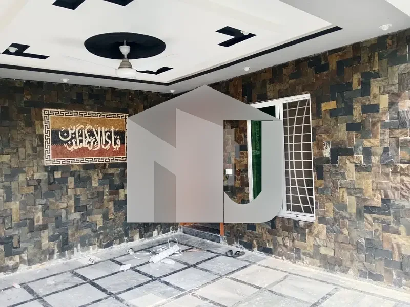 10 Marla Double Storey House Available For Rent, photo 19