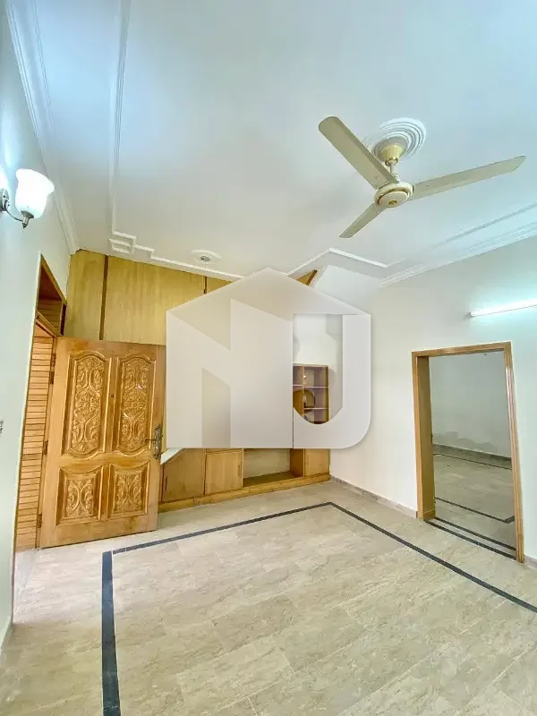 FULL HOUSE FOR RENT IN G-11, ISLAMABAD   Spacious and well-maintained house available for rent in a prime location!   5 Bedrooms with Attached Bathrooms  Kitchen  Drawing & Dining  TV Lounge  Balcony  Car Parking  Boring Installed  Separate Utility Meters   Location: G-11, Islamabad   Contact for rent details and further information.  03128313139, photo 6