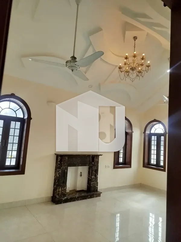 1 Kanal Corner Triple Story House available for rent in DHA phase 2 Islamabad, photo 11