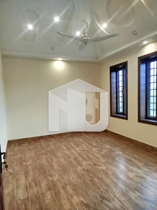1 Kanal Corner Triple Story House available for rent in DHA phase 2 Islamabad, photo 13