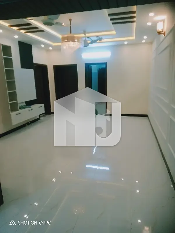 7 Marla Brand New Ground plus Basement Available Rent G-14/2, photo 7