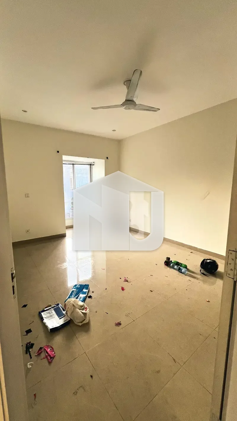 10 Marla Double Storey House Beautiful House Available For Rent In Banigala, photo 15