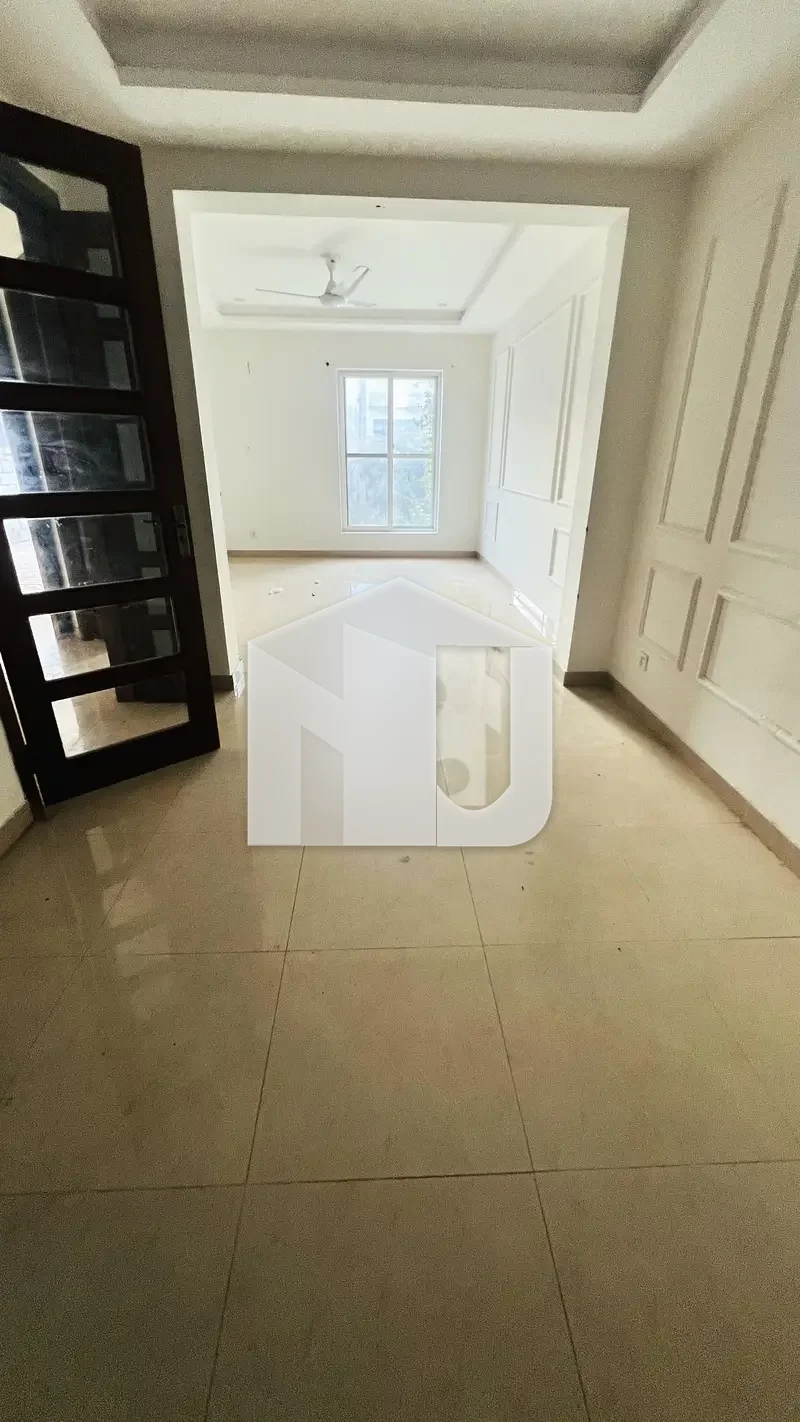 10 Marla Double Storey House Beautiful House Available For Rent In Banigala, photo 4