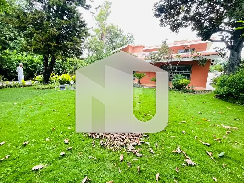 Luxury House On Extremely Prime Location Available For Rent In Islamabad