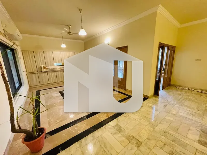 F-6 Prime Location Luxury House Available For Rent ., photo 7