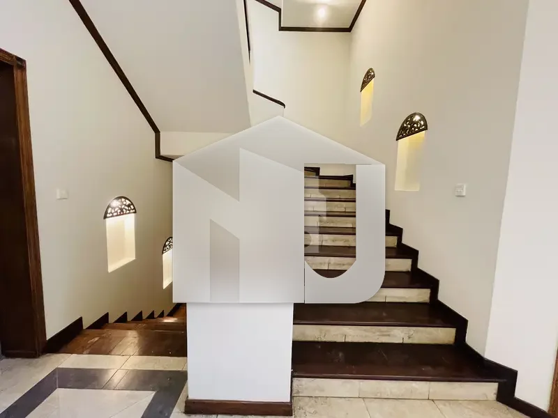 F-7 Margalla Facing Luxury House Available For Rent ., photo 15