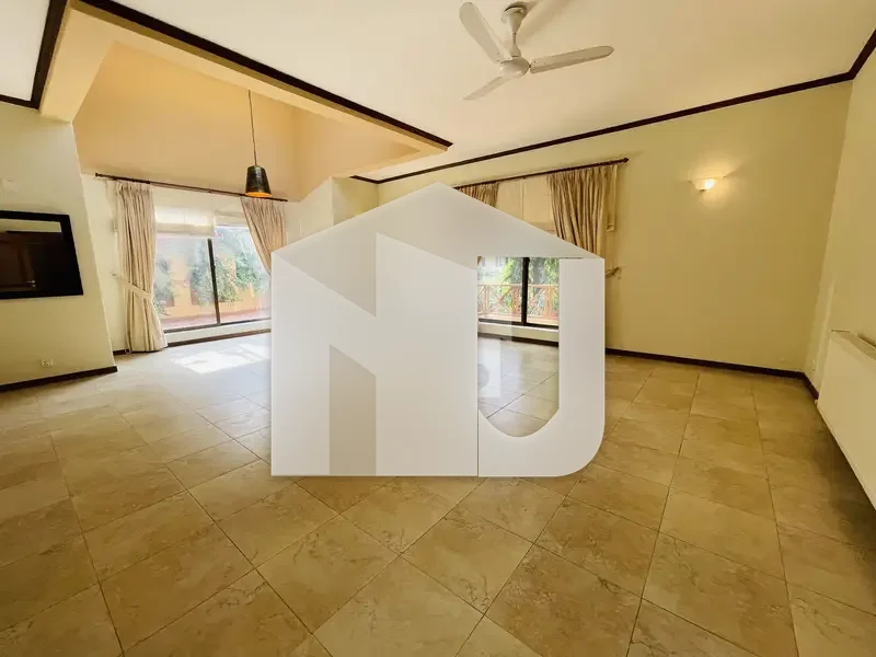 F-7 Margalla Facing Luxury House Available For Rent ., photo 22
