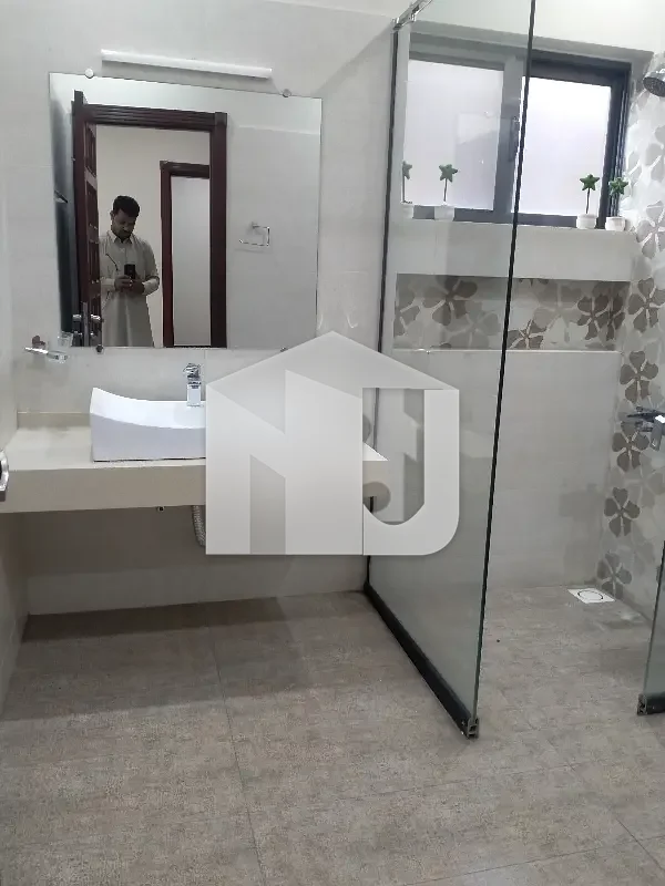 F-11 Fully Renovated Full House For Rent, photo 7