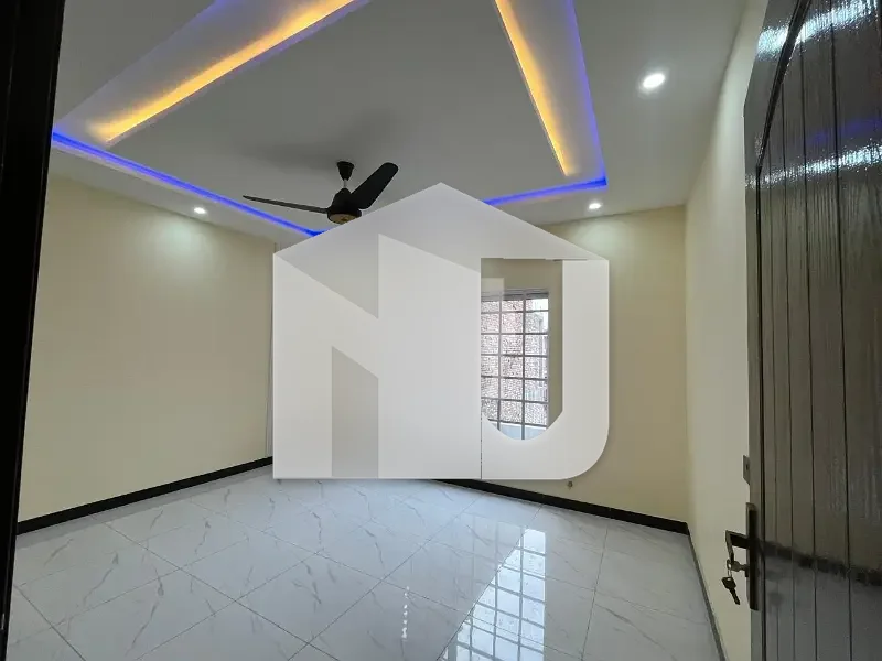 Mpchs Multi Gardens B-17 Islamabad House, photo 2
