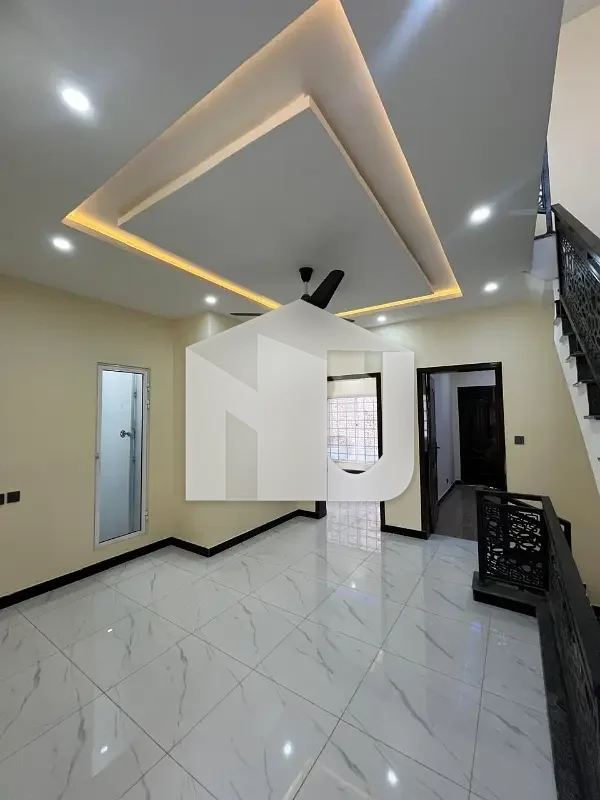 Mpchs Multi Gardens B-17 Islamabad House, photo 3