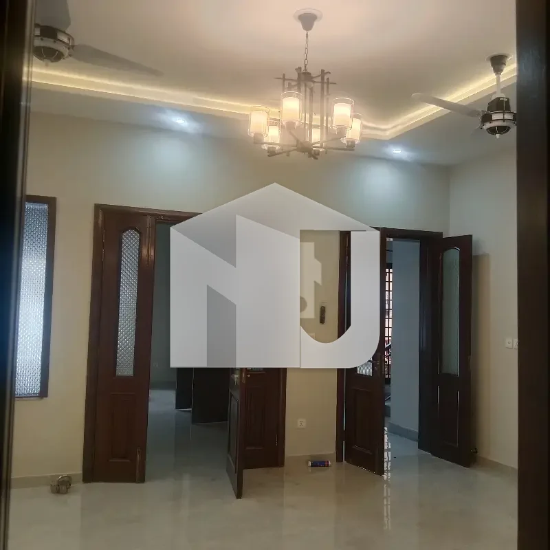 brand New luxury designer 10 Marla house for rent in D12  near markaz, photo 9