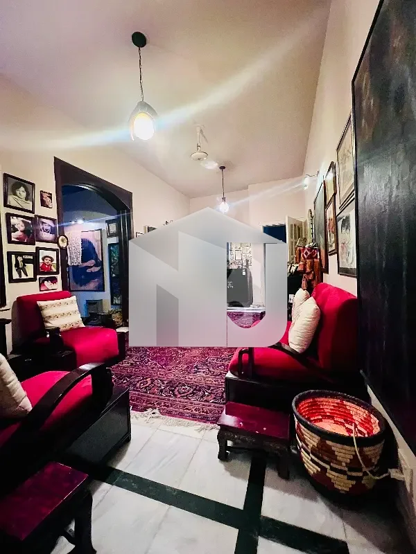 G-6 Beautiful Furnished House, photo 25