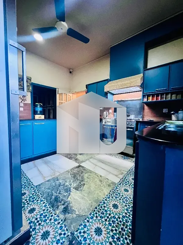 G-6 Beautiful Furnished House, photo 29