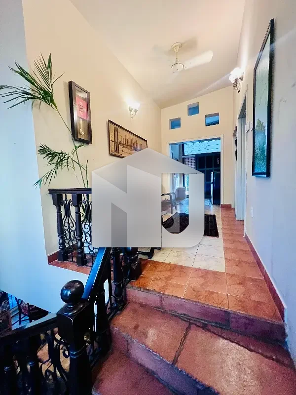 G-6 Beautiful Furnished House, photo 28