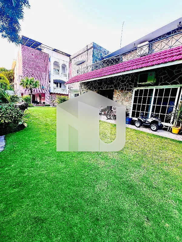 G-6 Beautiful Furnished House, photo 2