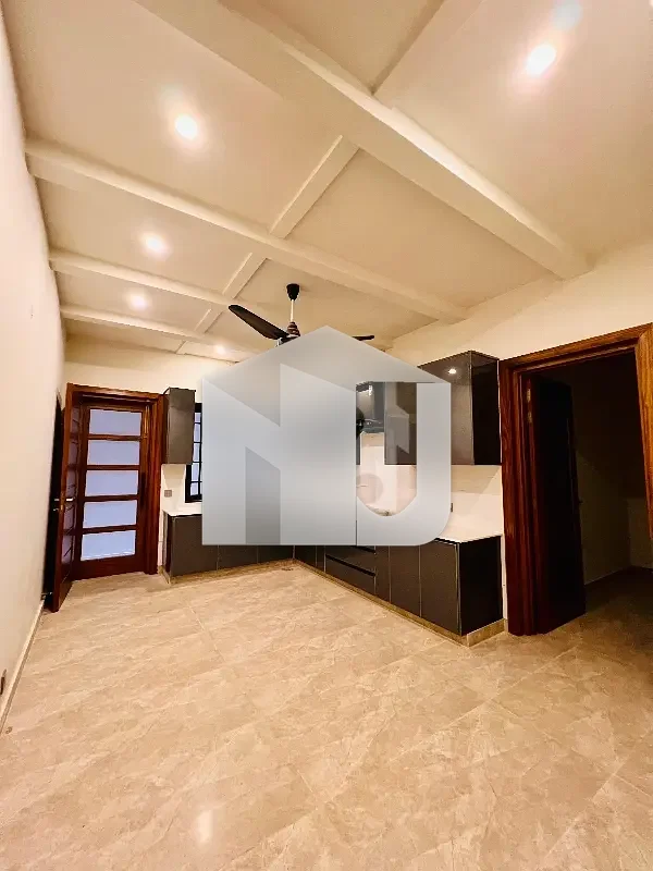 F-7 Brand New Ambassador Level House, photo 12