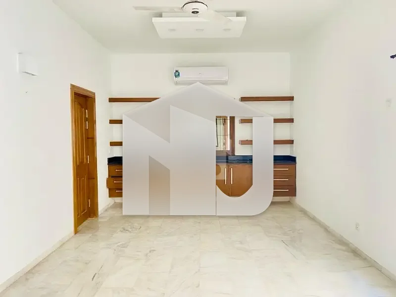F-6 Beautiful House For Rent, photo 2