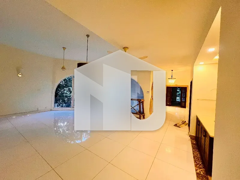 F-6 Most Beautiful House For Rent, photo 13