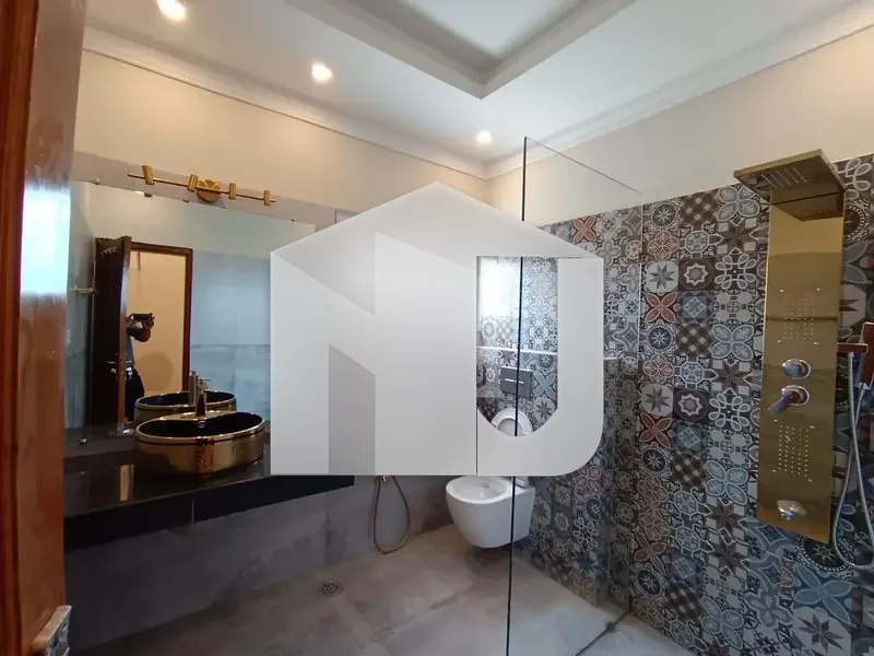 Beautiful House Available For Rent On Prime Location, photo 5