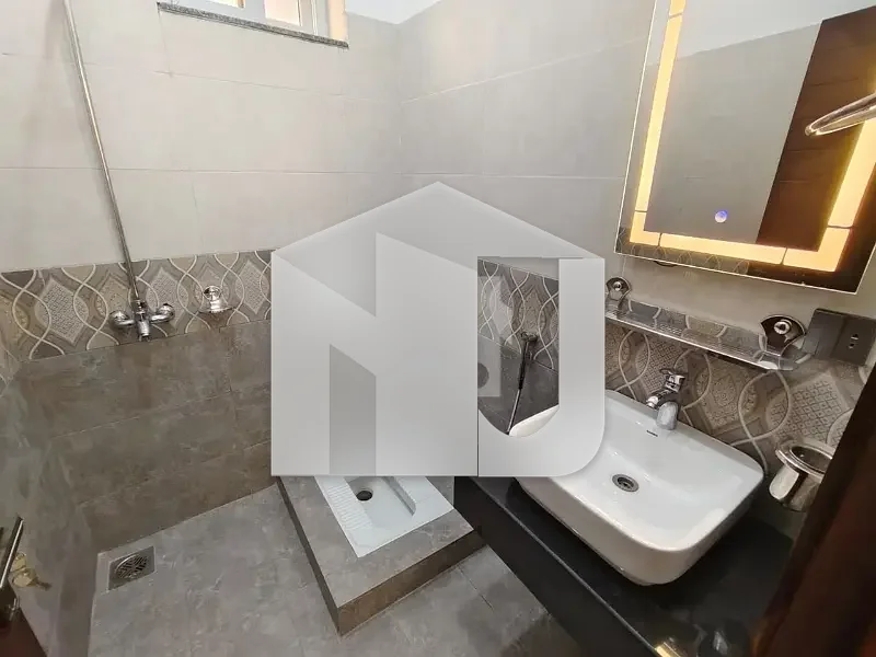 12 Marla Full House Available For Rent, photo 3