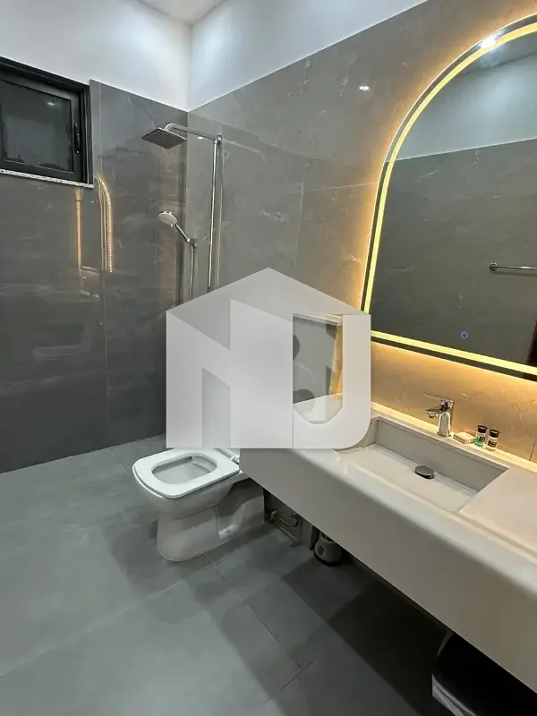 Highly-Desirable 2 Kanal House Available In E-11, photo 14