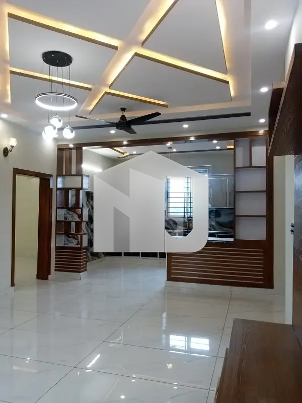 10 Marla Brand New Double Story House For Rent, photo 8
