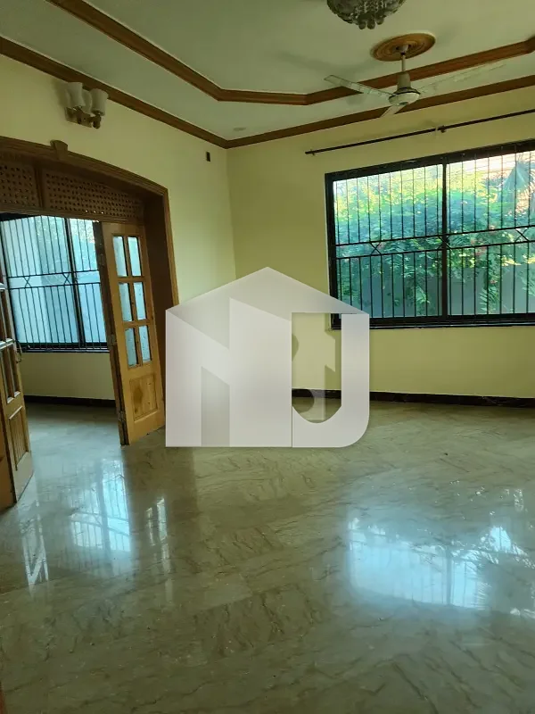 1 KANAL DOUBLE STOREY HOUSE FOR RENT, photo 4