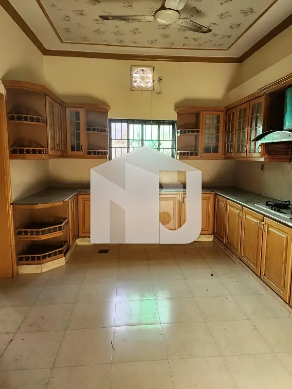 1 KANAL DOUBLE STOREY HOUSE FOR RENT, photo 3