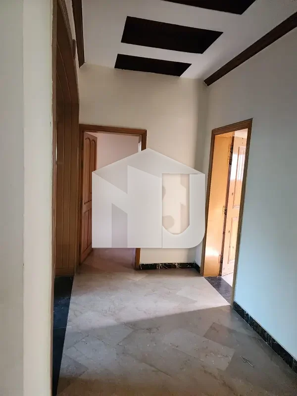1 KANAL DOUBLE STOREY HOUSE FOR RENT, photo 8
