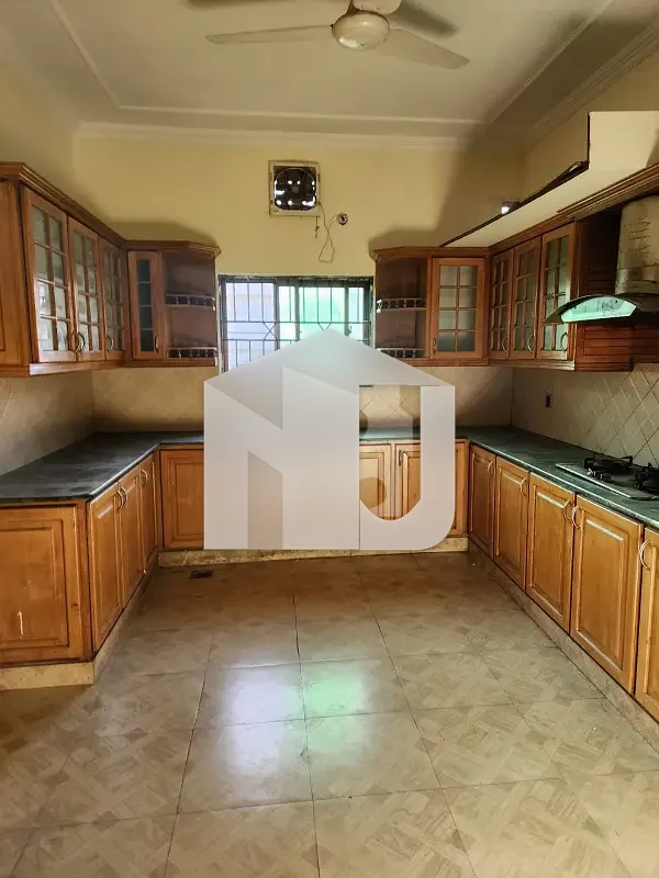 1 KANAL DOUBLE STOREY HOUSE FOR RENT, photo 12
