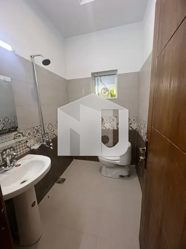 3 Marla Luxary Brand New Double Storey Available For Rent, photo 8
