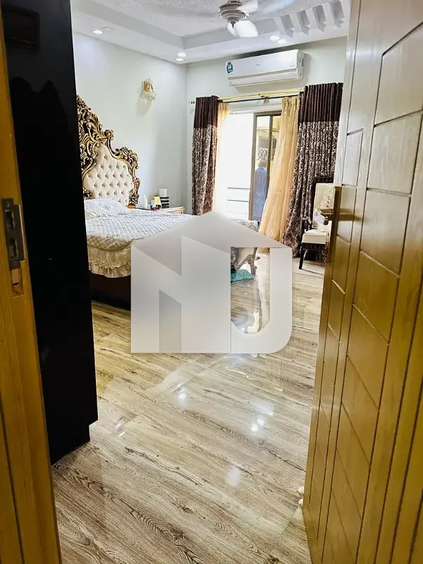 E-11 Islamabad 1kanal Fully Furnished House For Rent 8bed with washroom Drawing Dining Tvl Kichen Servant Room parking Gas Electric, photo 3