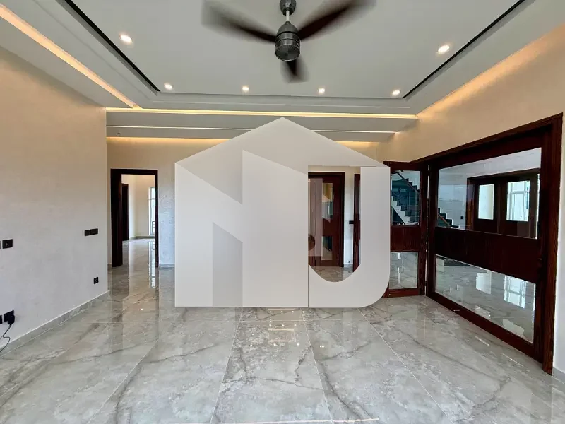ONE KANAL BRAND NEW DESIGNER HOUSE FOR RENT IN DHA PHASE 2 ISLAMABAD, photo 16