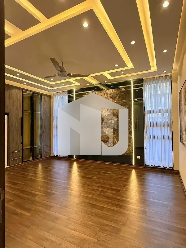 1 Kanal Brand New Designer House For Rent In DHA Phase 2 Islambad, photo 8