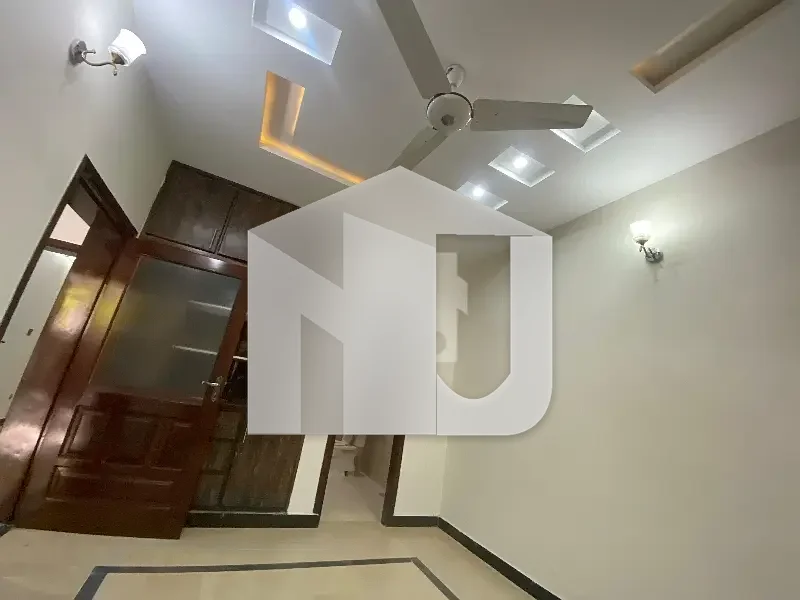 This Is Your Chance To Buy House In G-14/4 Islamabad, photo 4