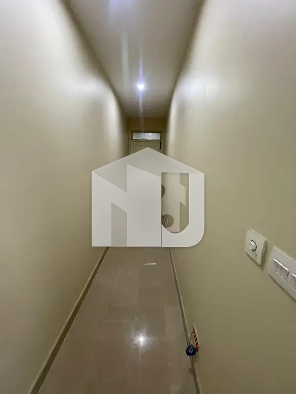 E-11 ISLAMABAD 14Marla House For Rent 6bed with washroom Drawing Dining Tvl Kichen Servant Room parking Gas Electric, photo 11