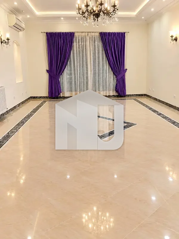 E-11-3 MPCHS Out Classic Location Brand new Triple Storey Full House For Rent, photo 2