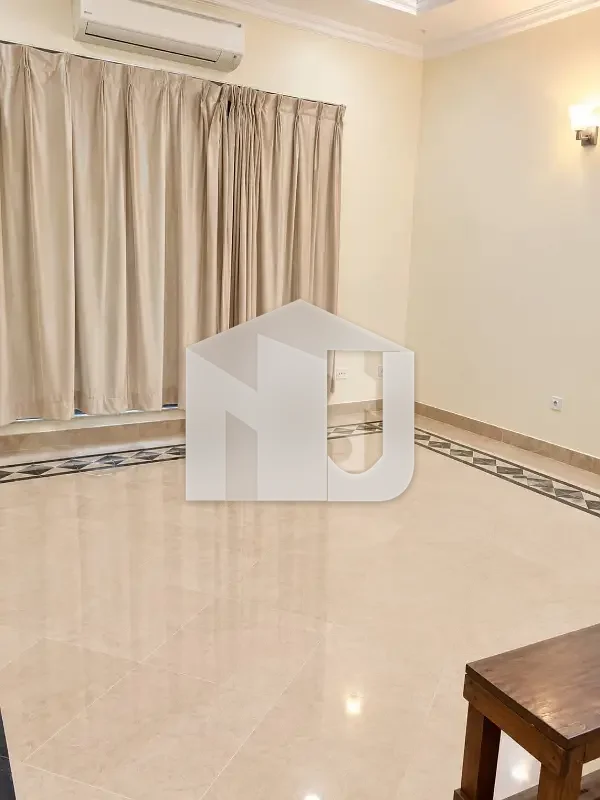 E-11-3 MPCHS Out Classic Location Brand new Triple Storey Full House For Rent, photo 3