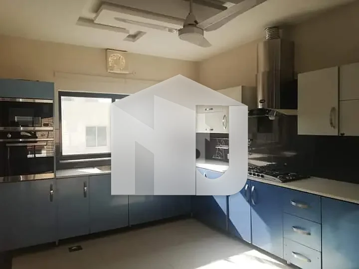 6 Bedroom Attach Washroom 10 Marla House For Rent Islamaabad D 12, photo 16