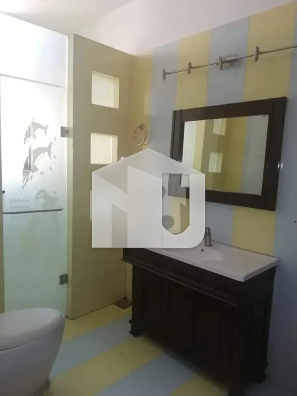 6 Bedroom Attach Washroom 10 Marla House For Rent Islamaabad D 12, photo 17