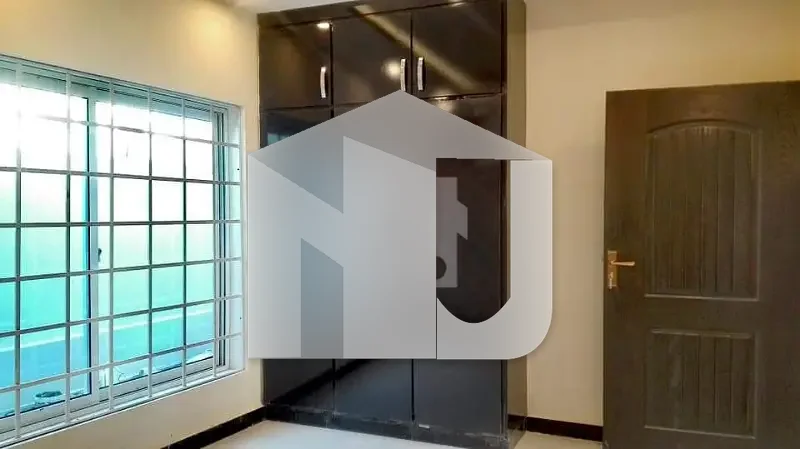 6 Bedroom Attach Washroom 10 Marla House For Rent Islamaabad D 12, photo 10